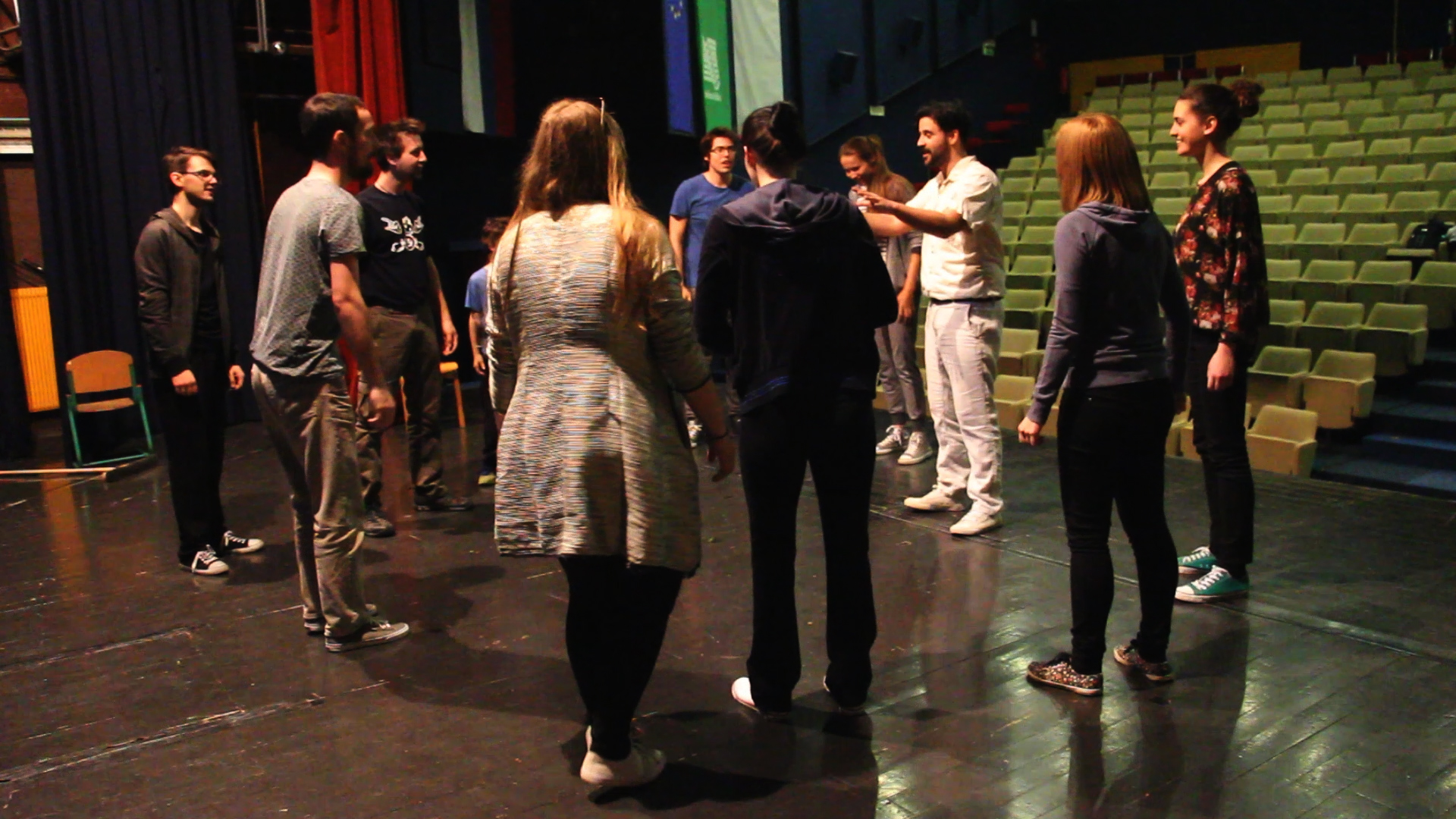 Ikarus, dogodivščine z vaj